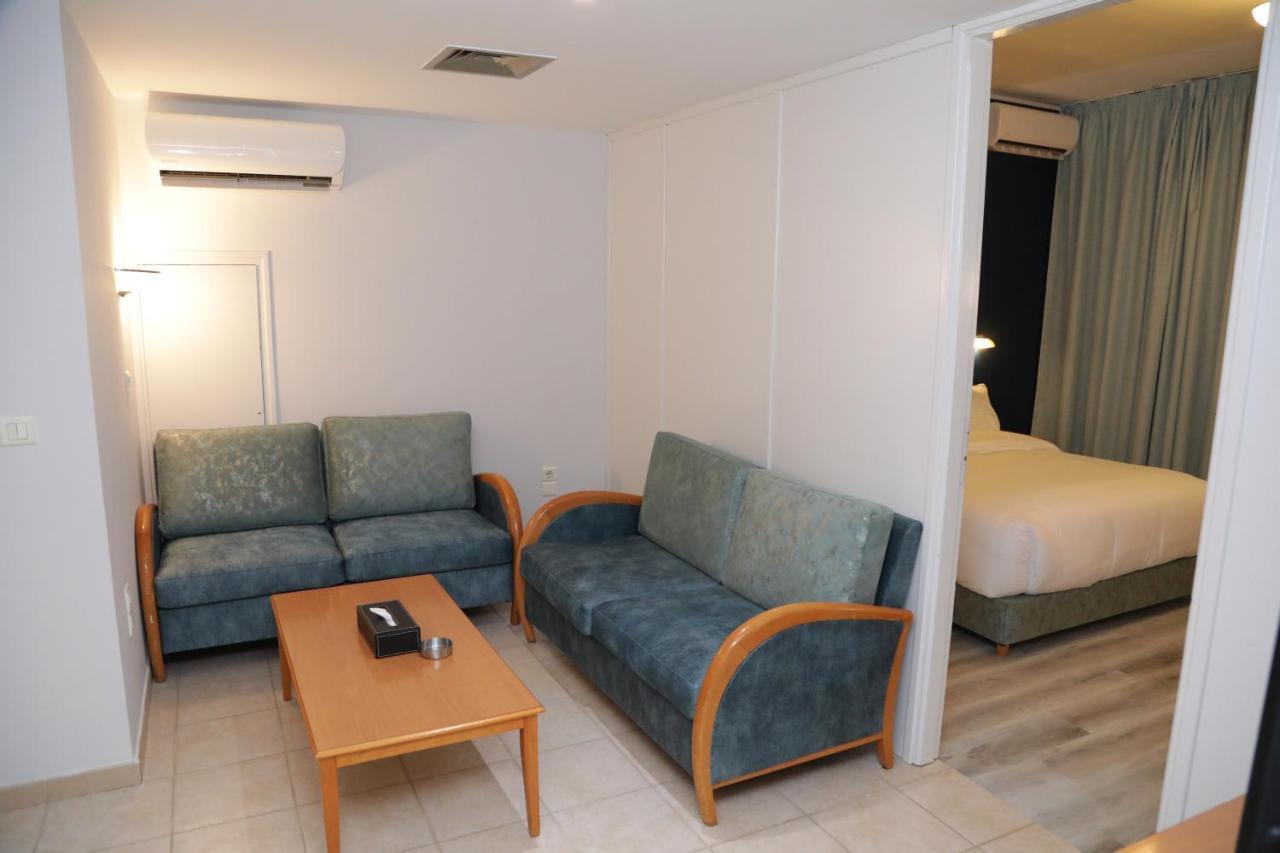 El Sheikh Suites Hotel Bejrút Kültér fotó