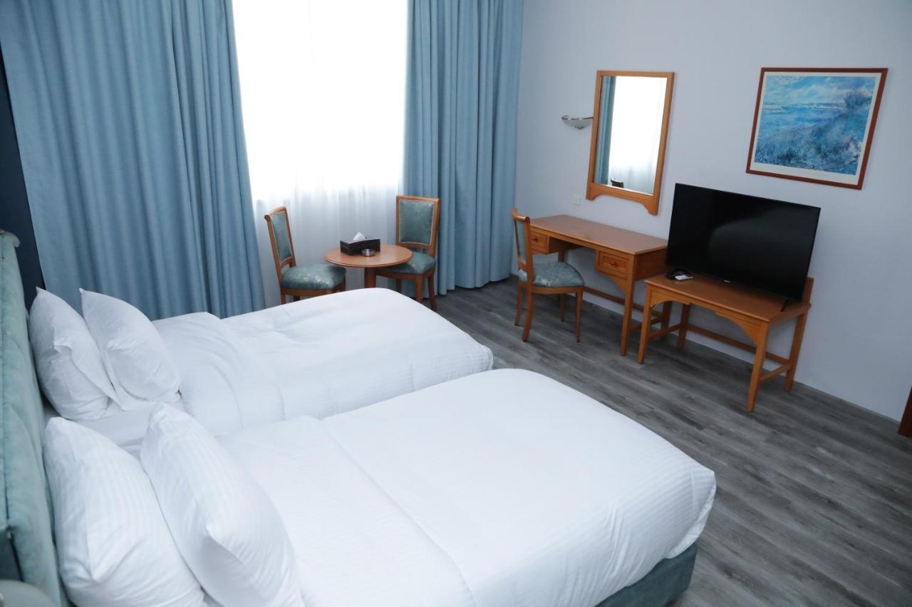 El Sheikh Suites Hotel Bejrút Kültér fotó