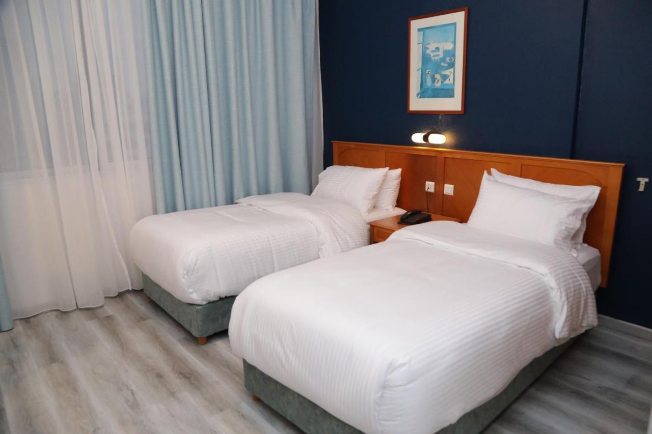 El Sheikh Suites Hotel Bejrút Kültér fotó
