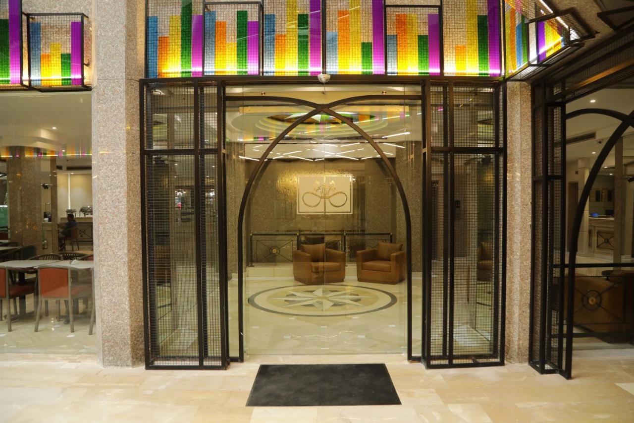 El Sheikh Suites Hotel Bejrút Kültér fotó