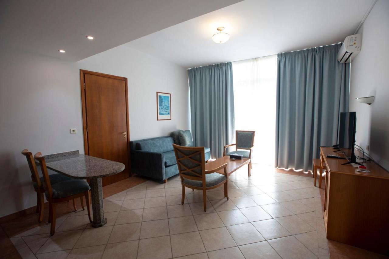 El Sheikh Suites Hotel Bejrút Kültér fotó