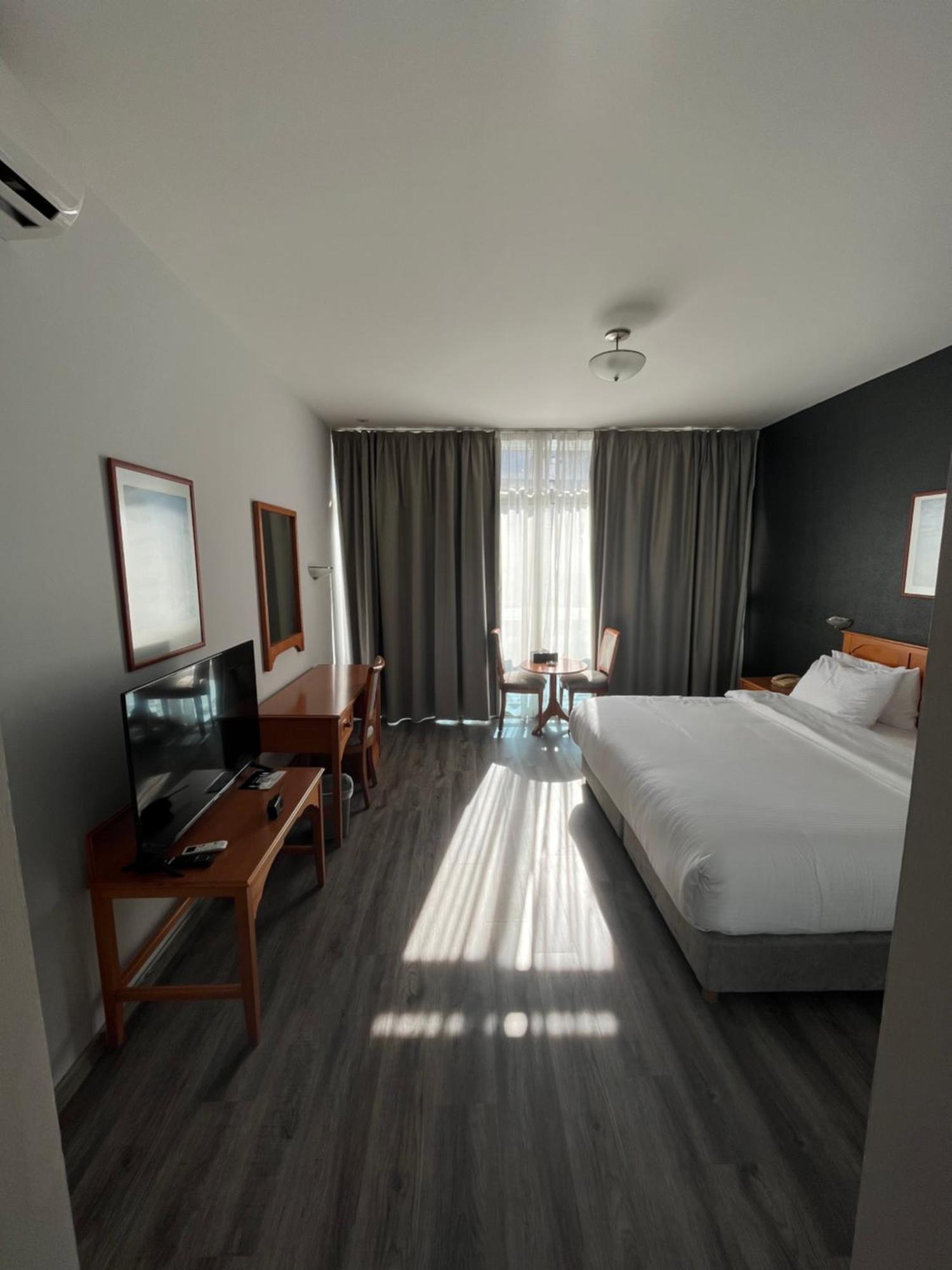 El Sheikh Suites Hotel Bejrút Kültér fotó