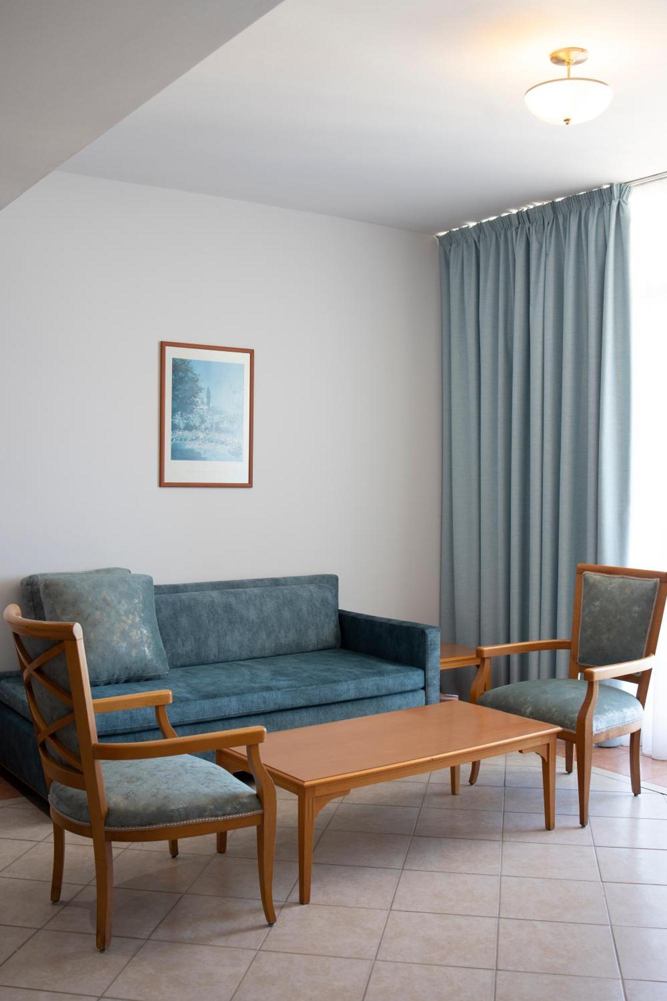 El Sheikh Suites Hotel Bejrút Kültér fotó